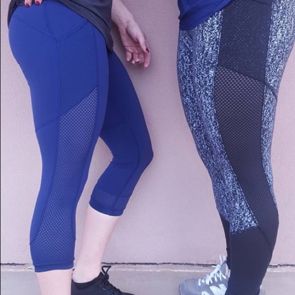 Black lululemon crop leggings- fit physique crop